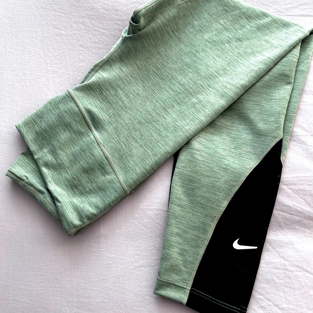 Nike grey sheer black panel full length dri-fit mid-rise leggings/yoga pants